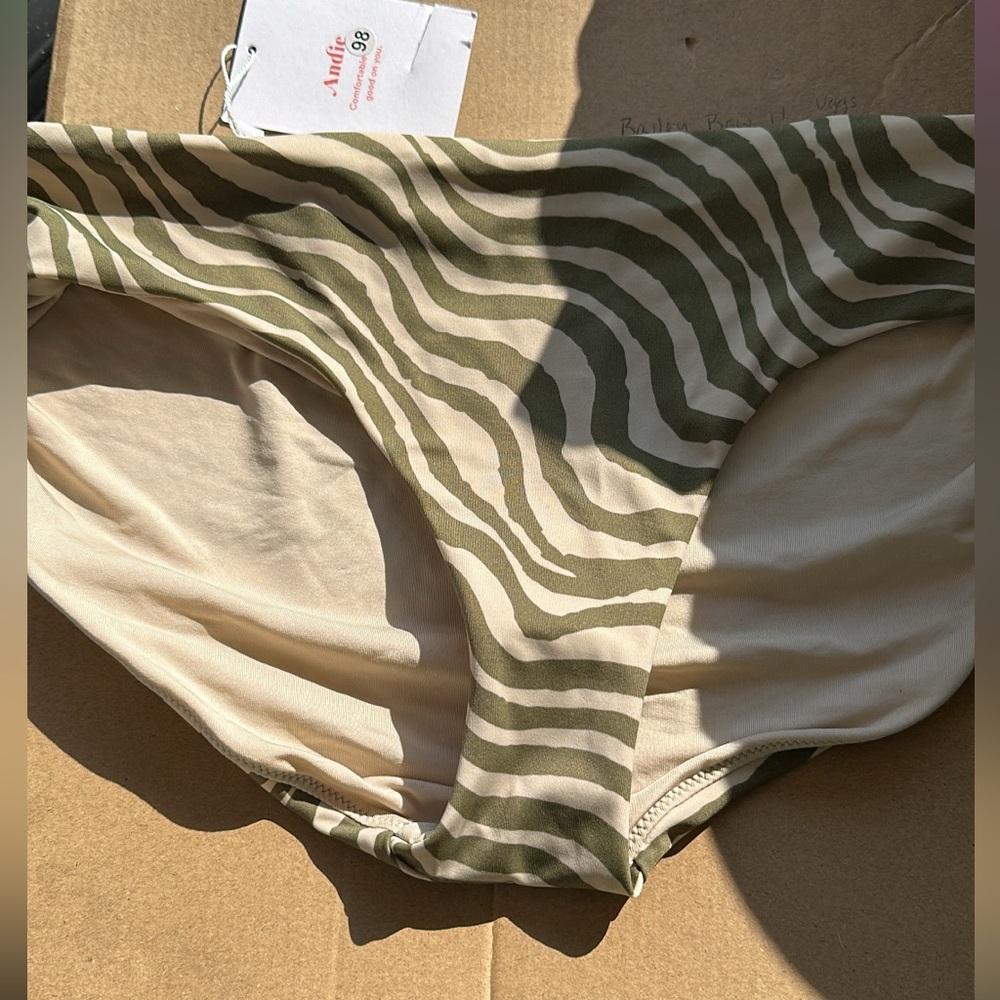 Andie swim bottom sz small